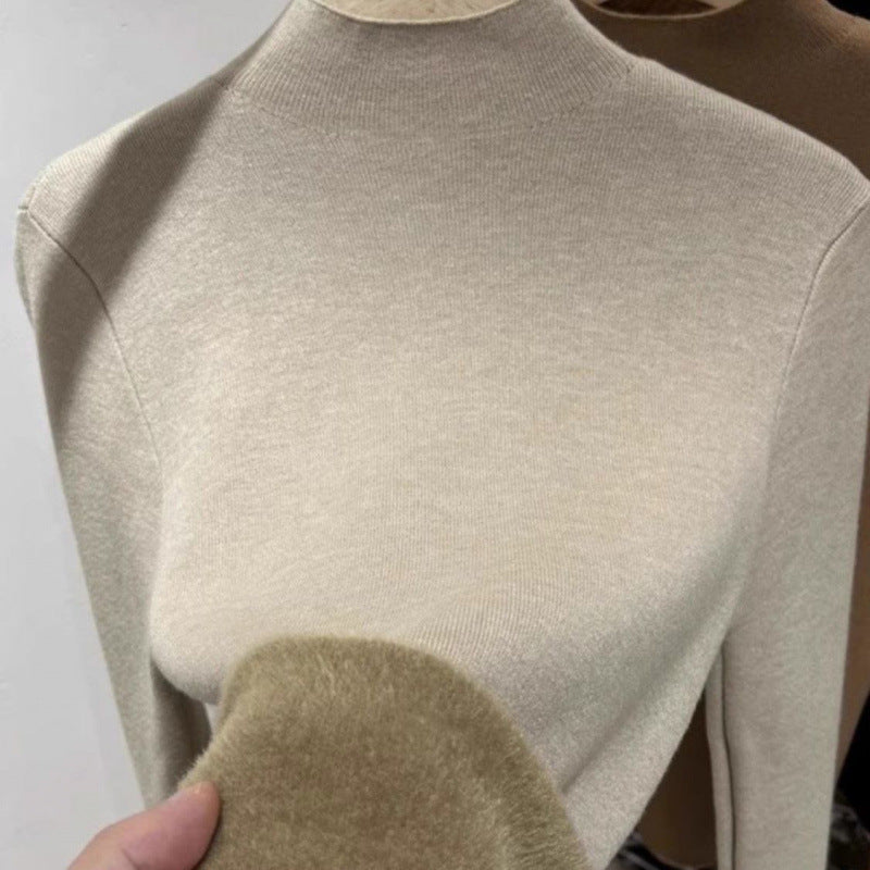Women's sweater with stand-up collar and fleece lining