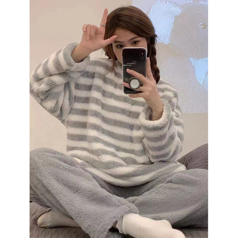 Women's pajamas, flannel, long-sleeved, playful design