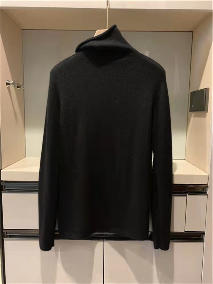 Women's wool pullover with stand-up collar and shine effect