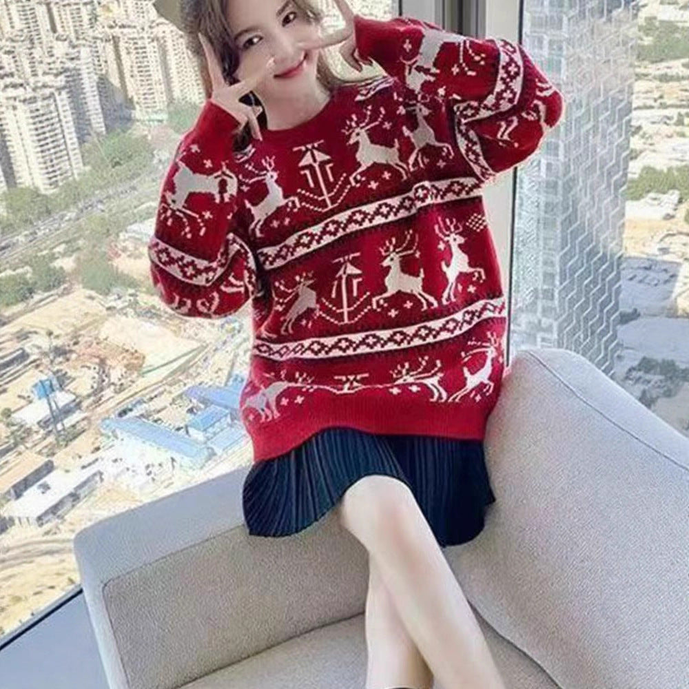 Women's Christmas sweater with reindeer motif, round neckline