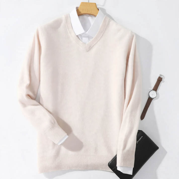 Men's wool pullover with V-neck