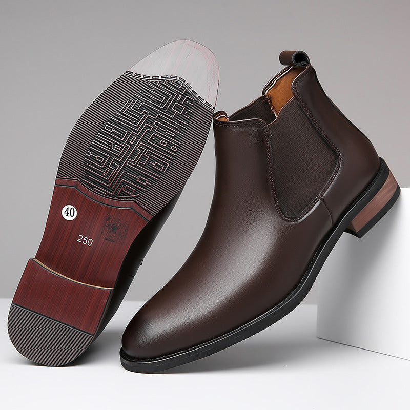 Elegant men's Chelsea boots, leather look