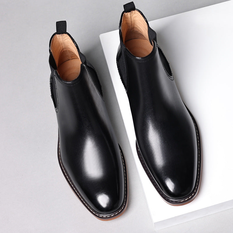 Men's Chelsea boots made of genuine leather