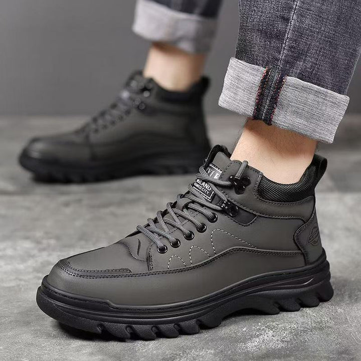 Padded men's winter boots, slip-resistant, warm