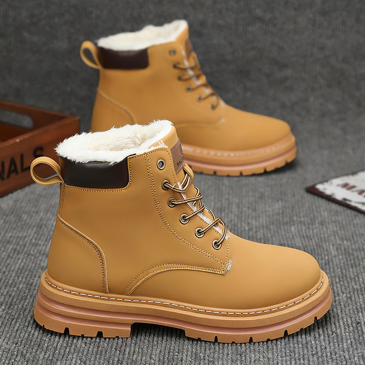 Padded men's winter boots, mid-high shaft, warm