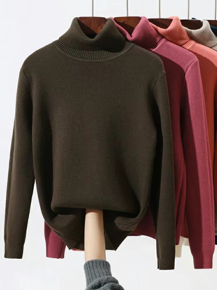 Women’s turtleneck sweater, lined, geometric pattern