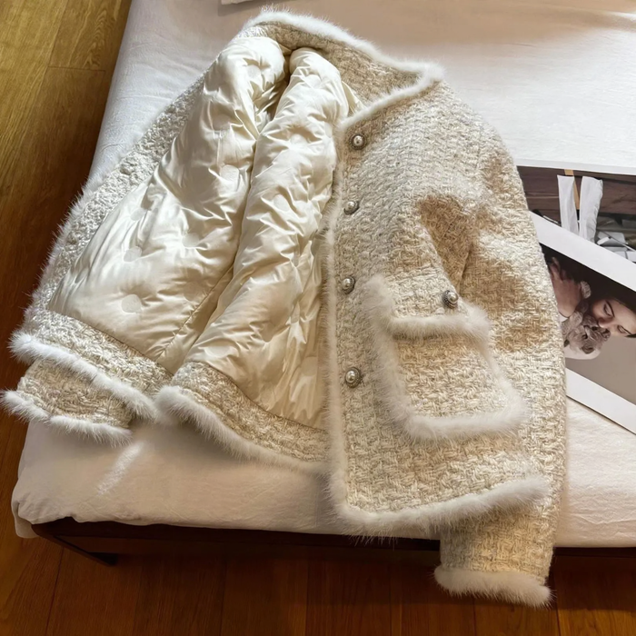 Elegant women's jacket made of lamb fleece, textured look