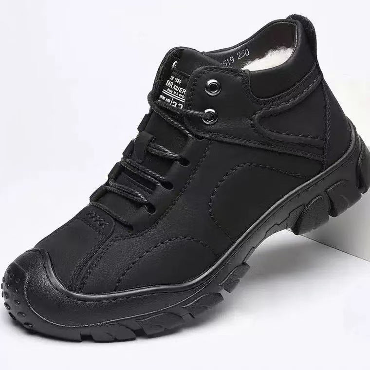 Padded men's winter boots, water-repellent