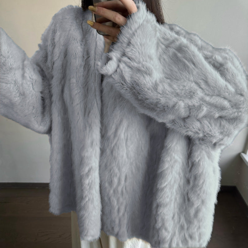 Warmer faux fur coat with bat sleeves