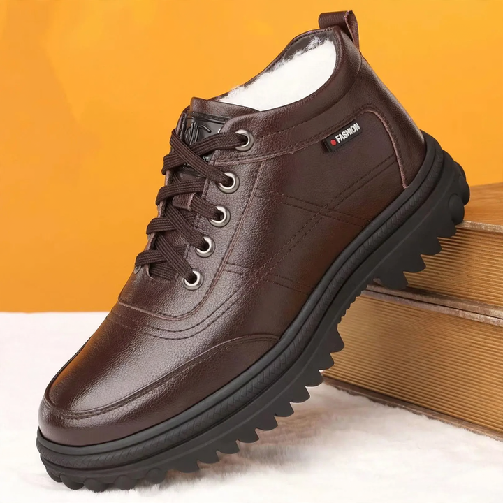 Padded men's winter boots, warm and comfortable