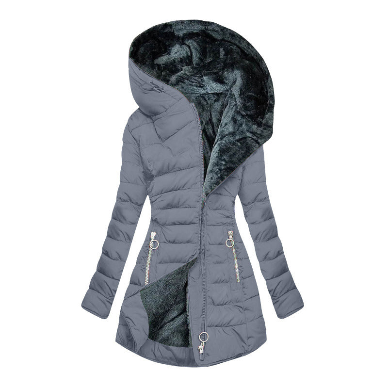 Tailored women's winter coat with hood and faux fur