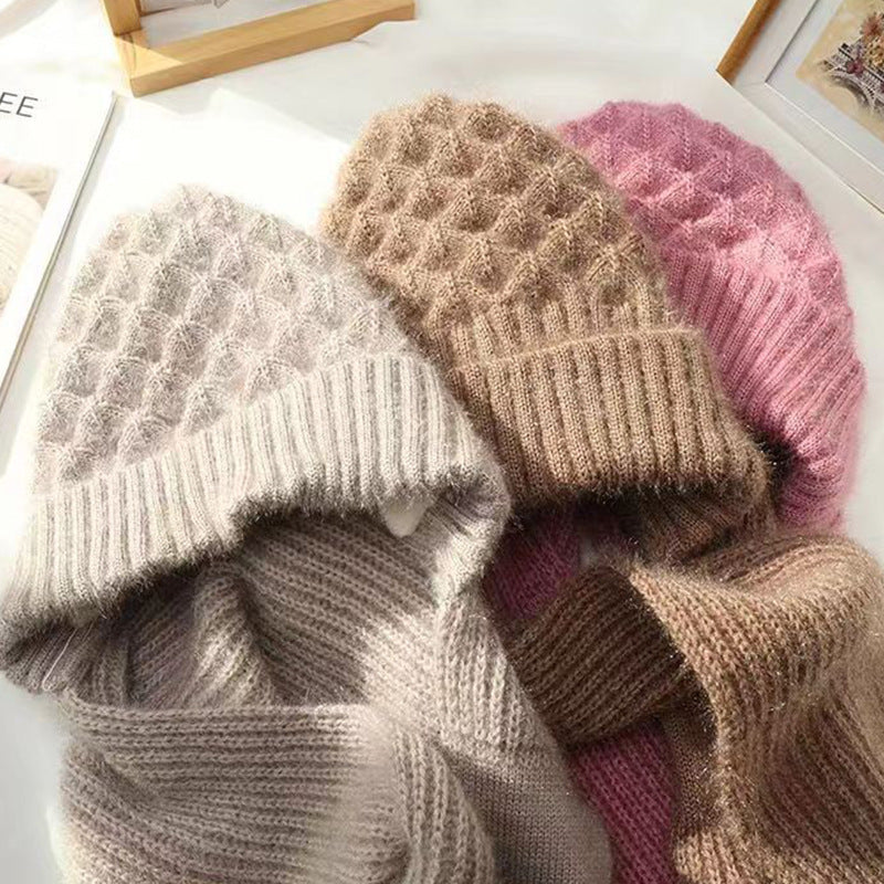 Knitted hat and scarf set