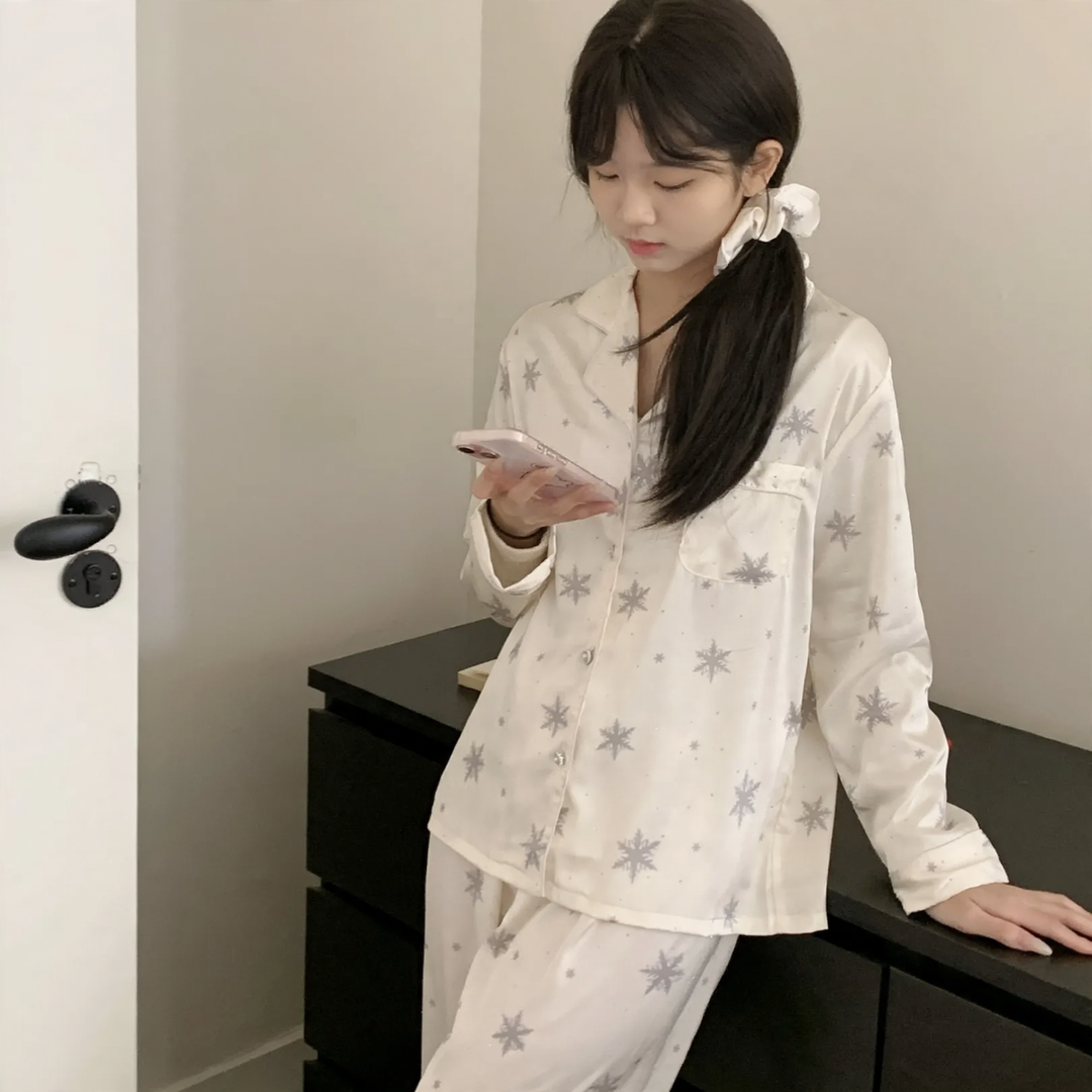 Women's pajamas made of island fleece, winter edition