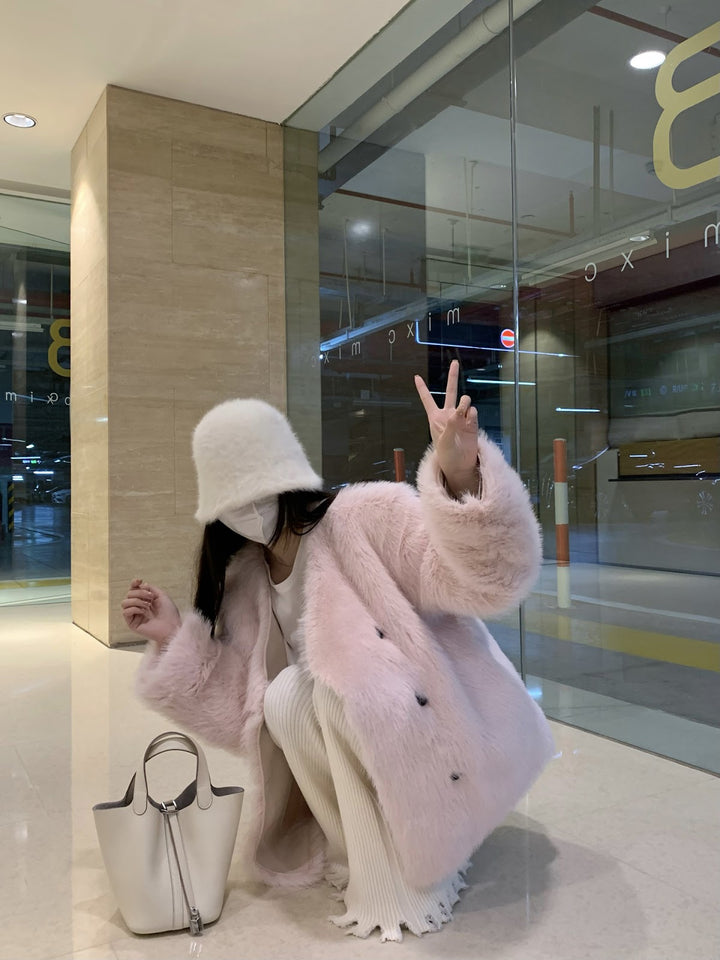 Women's faux fur jacket with V-neck, loose fit