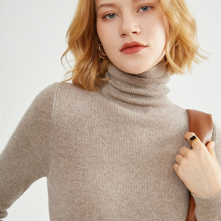 Women's knitted sweater, fitted, with stand-up collar