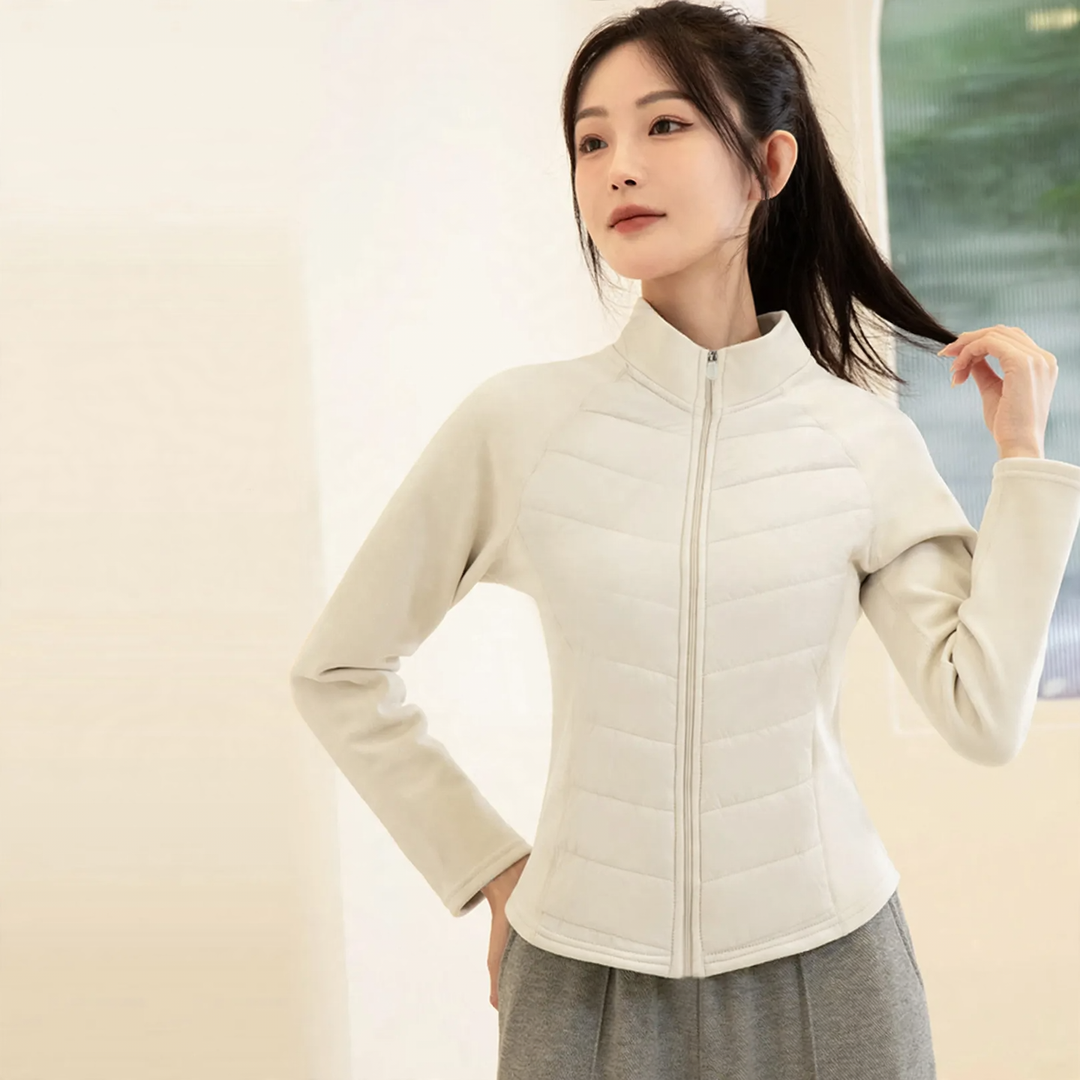 Women's quilted jacket with graphene technology