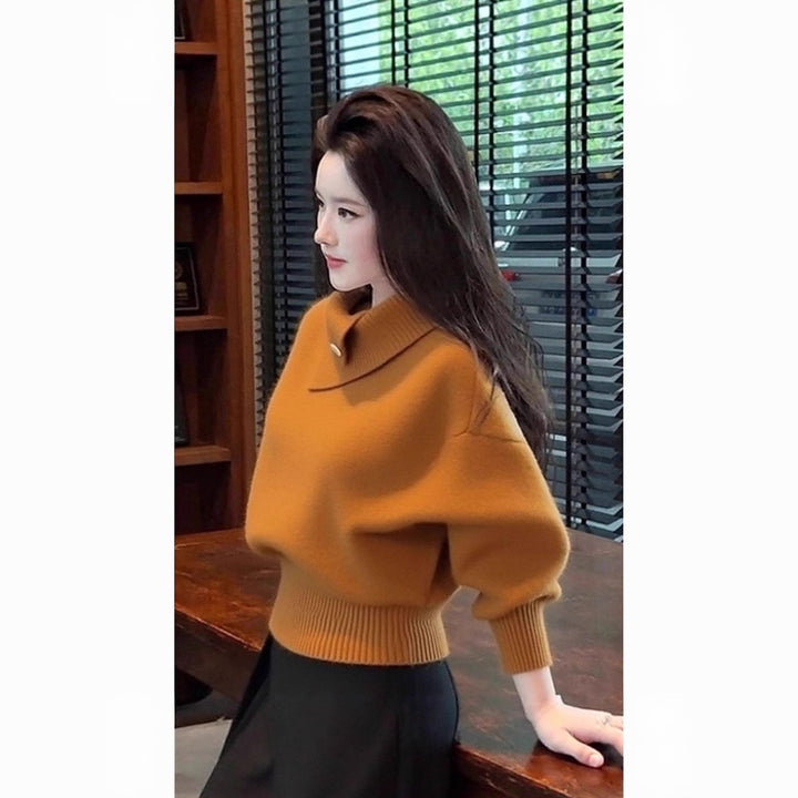 Casual turtleneck knitted sweater