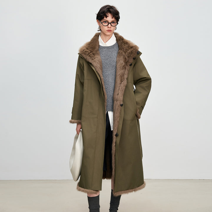 Long women's parka with rabbit fur lining