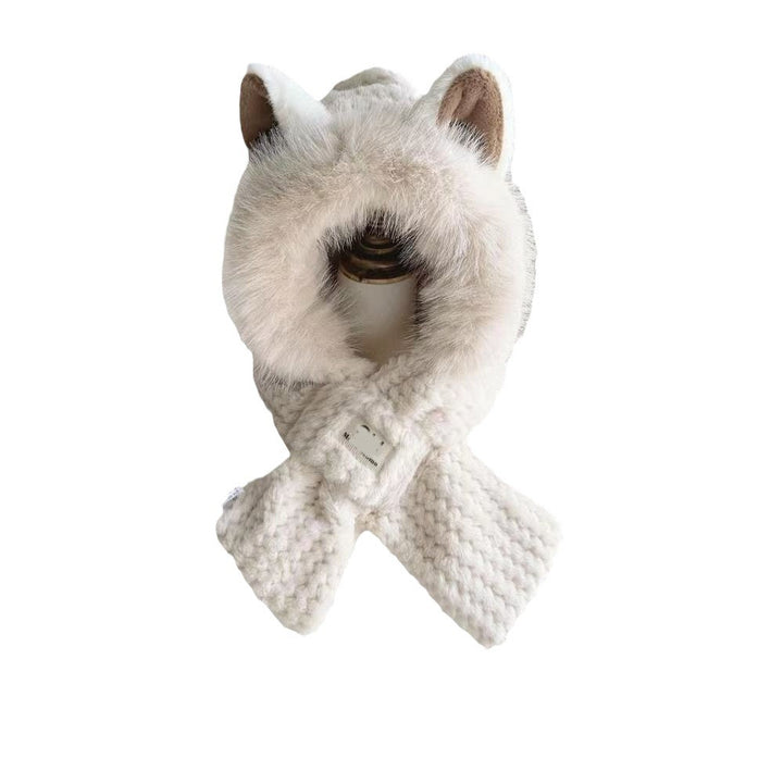 Fluffy set of hat and scarf with bear design