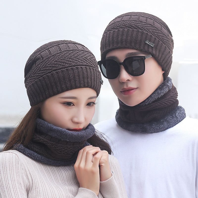 Padded knit hat and scarf set for men