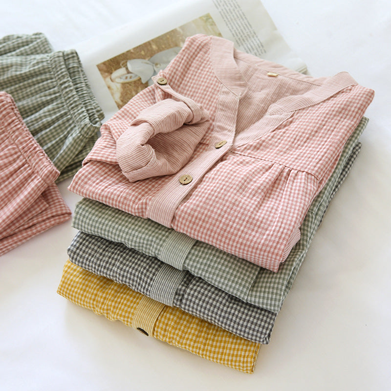 Women's pajama set made of cotton double gauze in check pattern