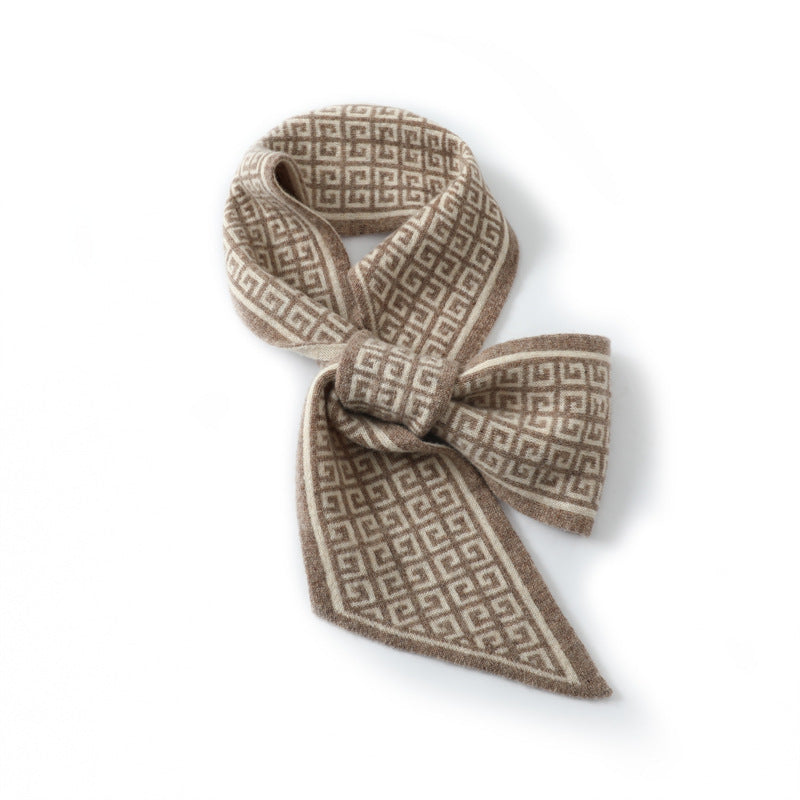 Women's knit scarf made of 100% merino wool, 14x140 cm