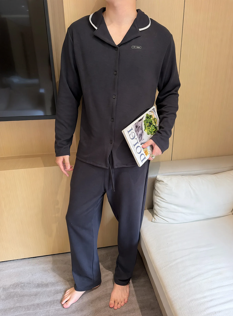 Men's house suit with Lyocell heat retention