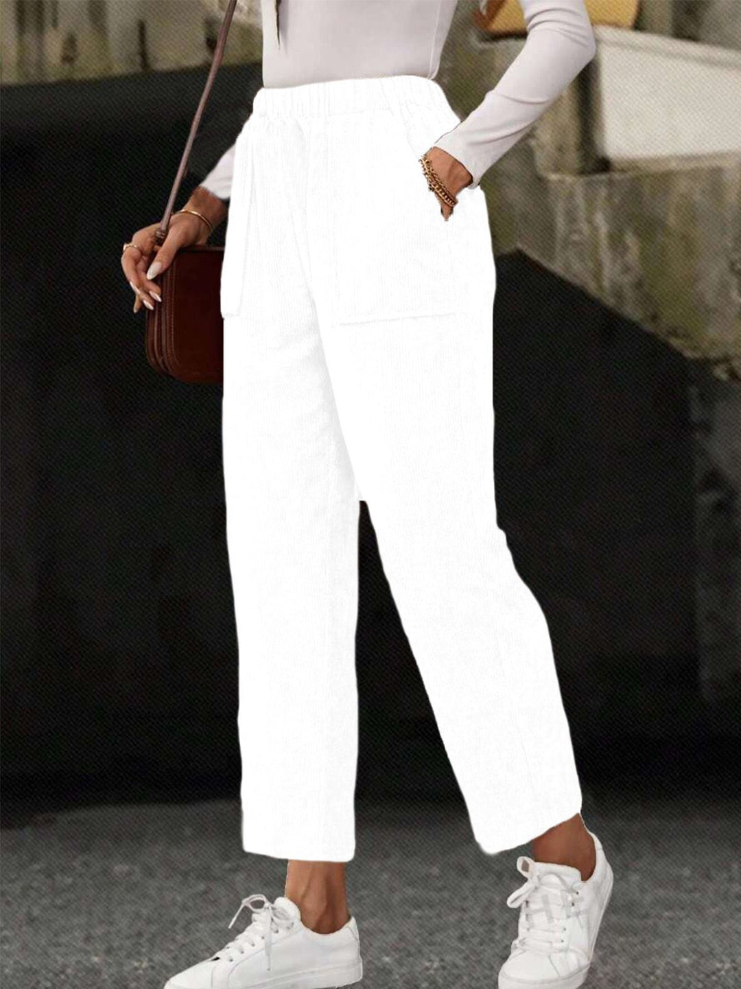 Women's corduroy trousers, straight cut, with pockets