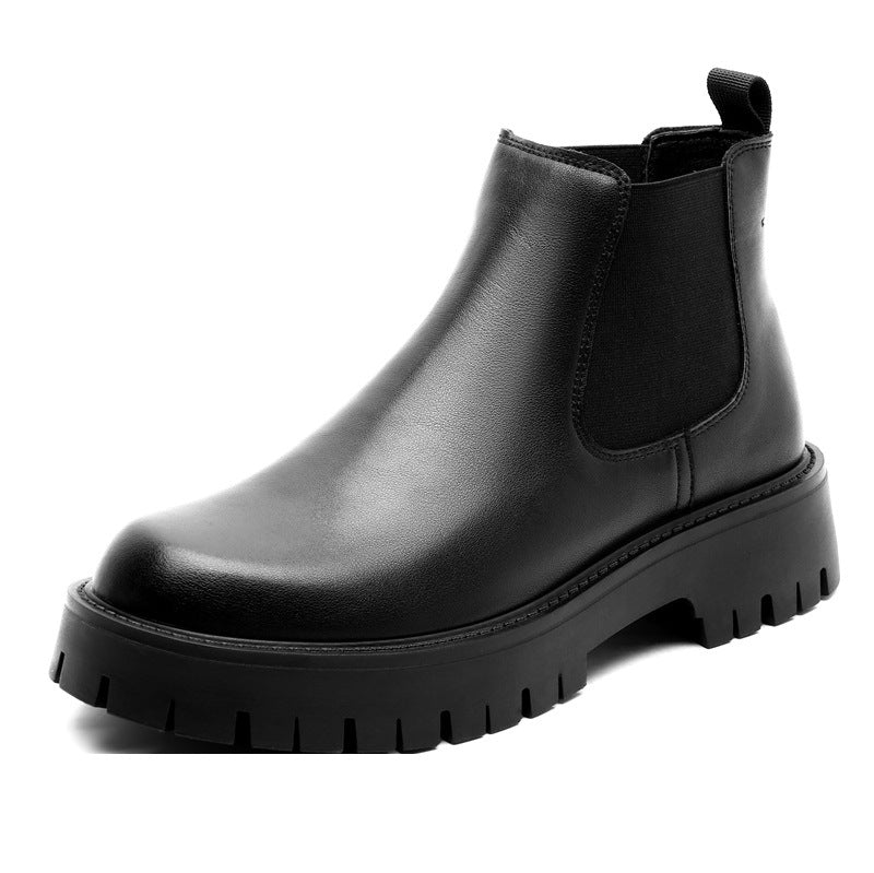 Warm men's Chelsea boots made of leather