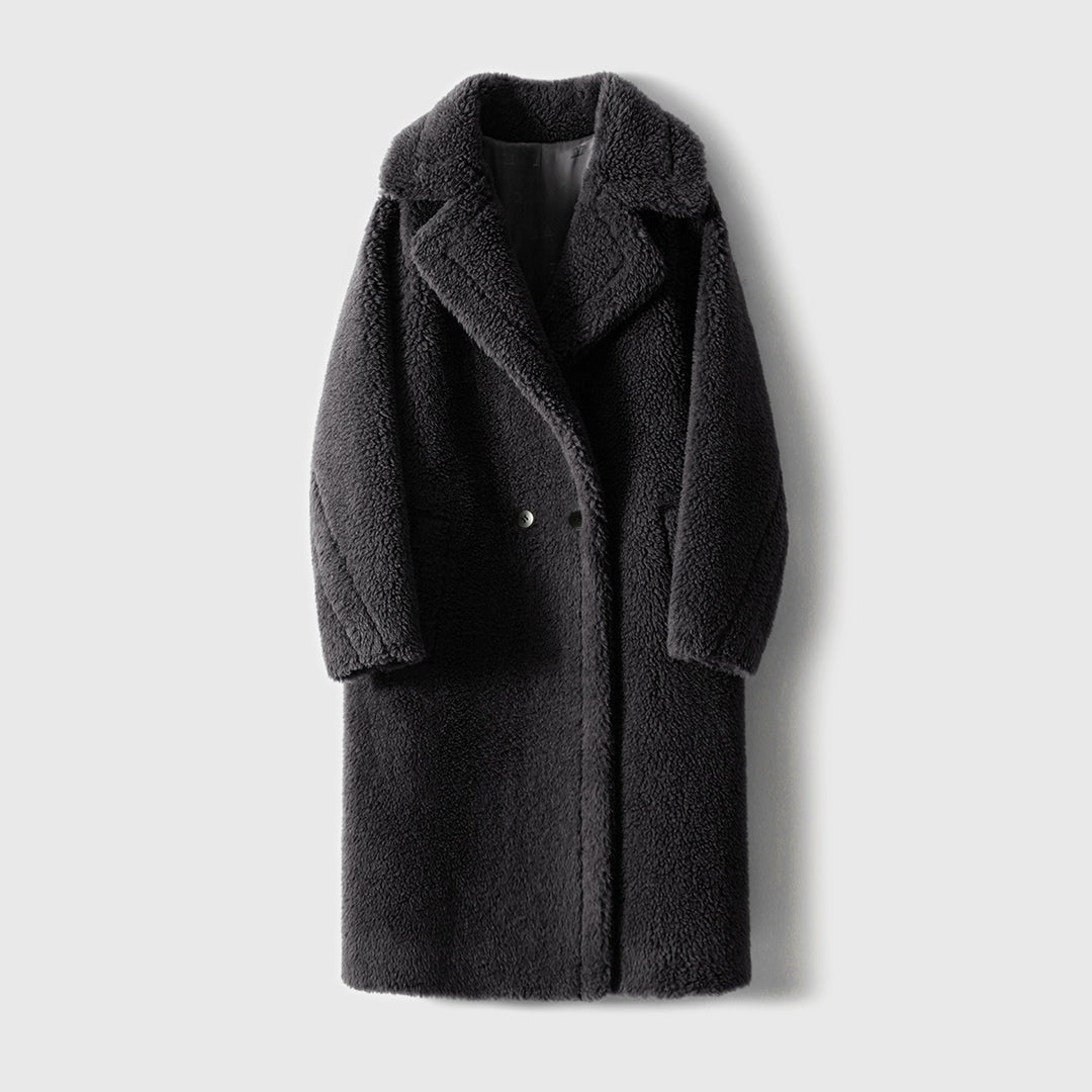 High-quality women's coat made of virgin wool and camel hair
