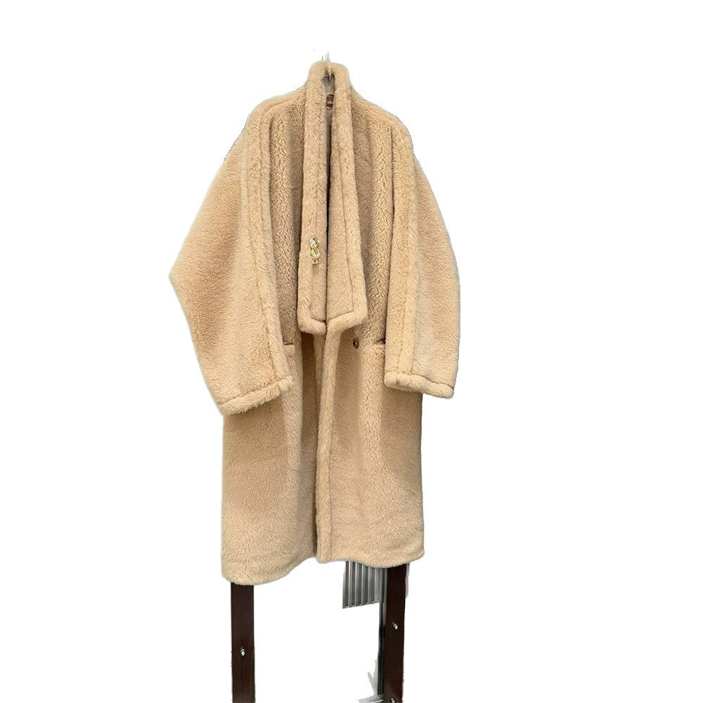Long teddy coat made of wool