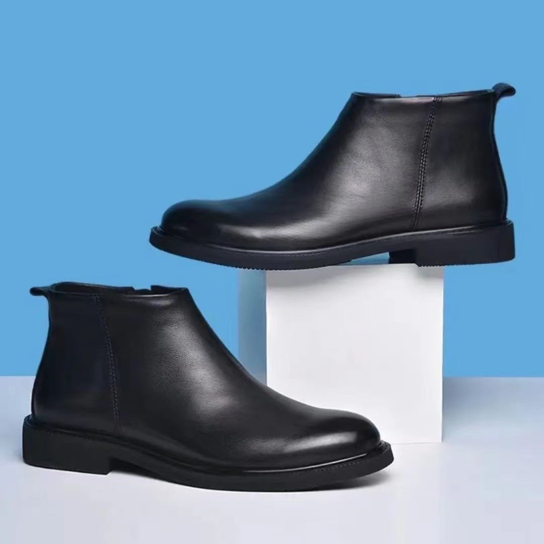 Padded men's Chelsea boots made of real leather