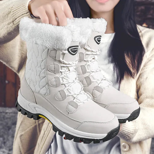Classic snow boots