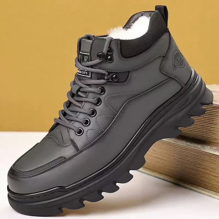 Padded men's winter boots in business style
