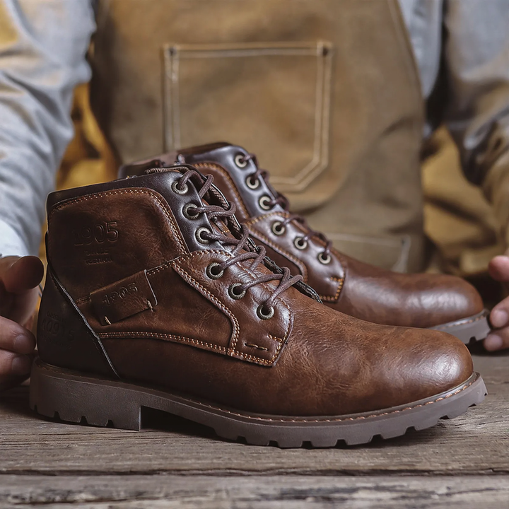 Men's retro-style boots with zipper