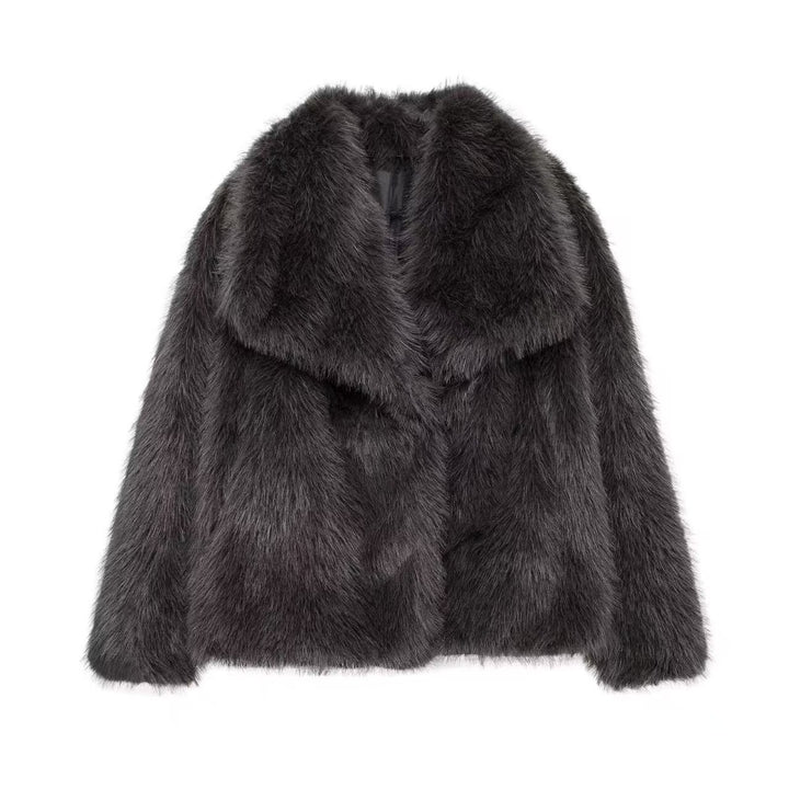 Women’s winter coat, faux fur, large lapel collar