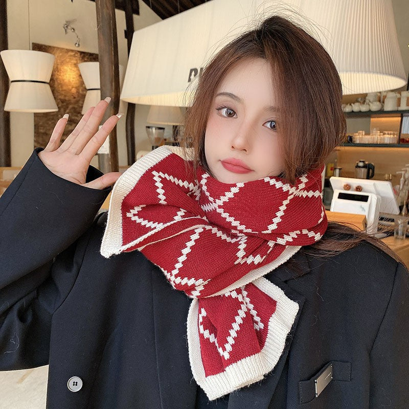 Warmer knit scarf for winter
