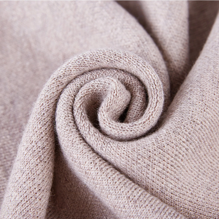 Classic wool scarf, solid color