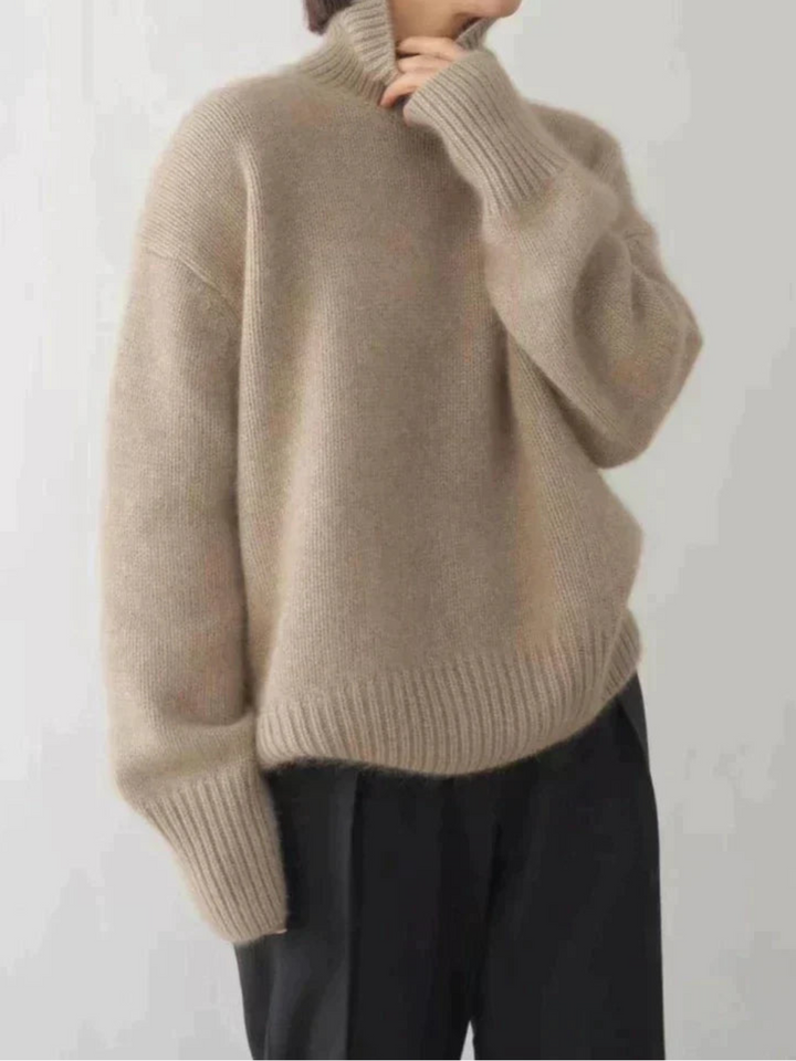 Lune London | Cozy turtleneck sweater in Korean style - Trendy oversized knit for autumn and winter