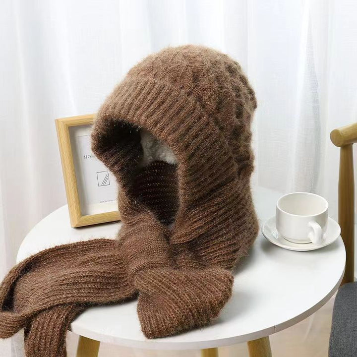 Knitted hat and scarf set