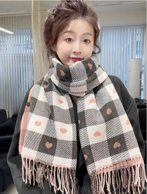 Check scarf in cashmere look