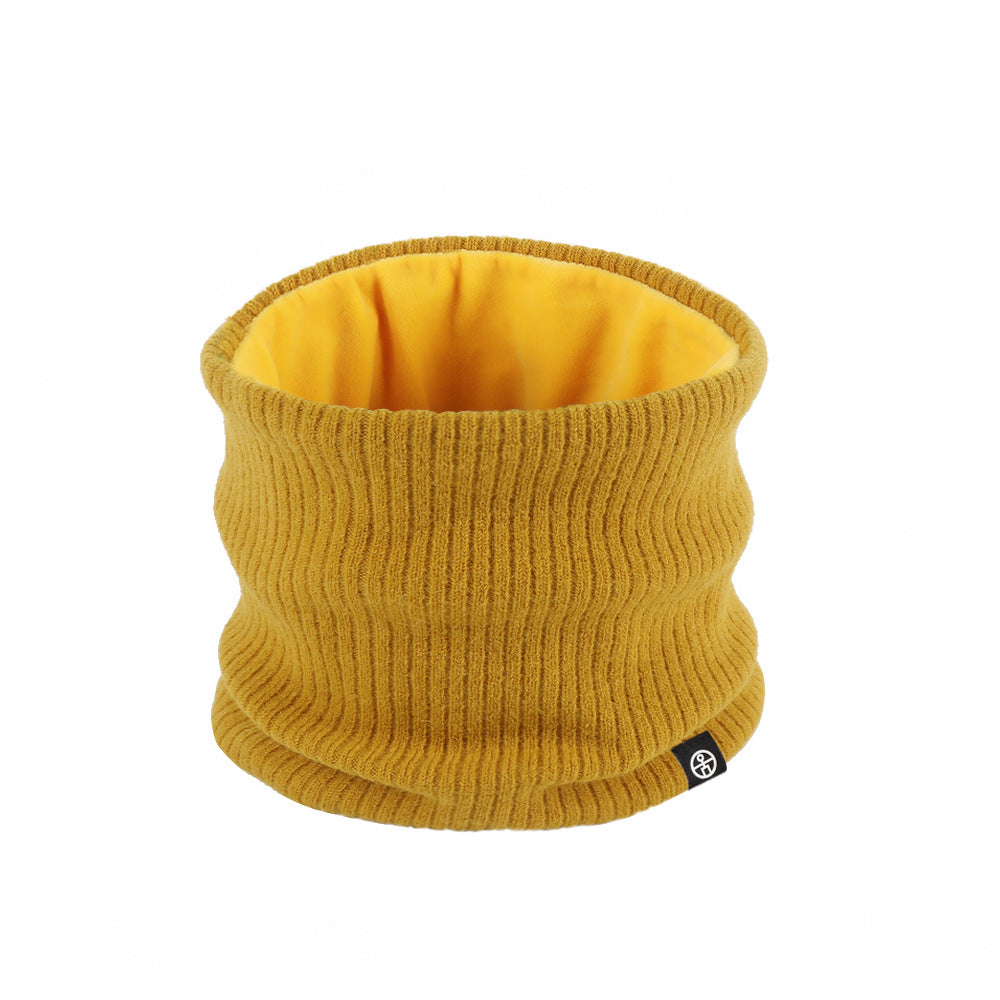 Knitted tubular scarf, lined