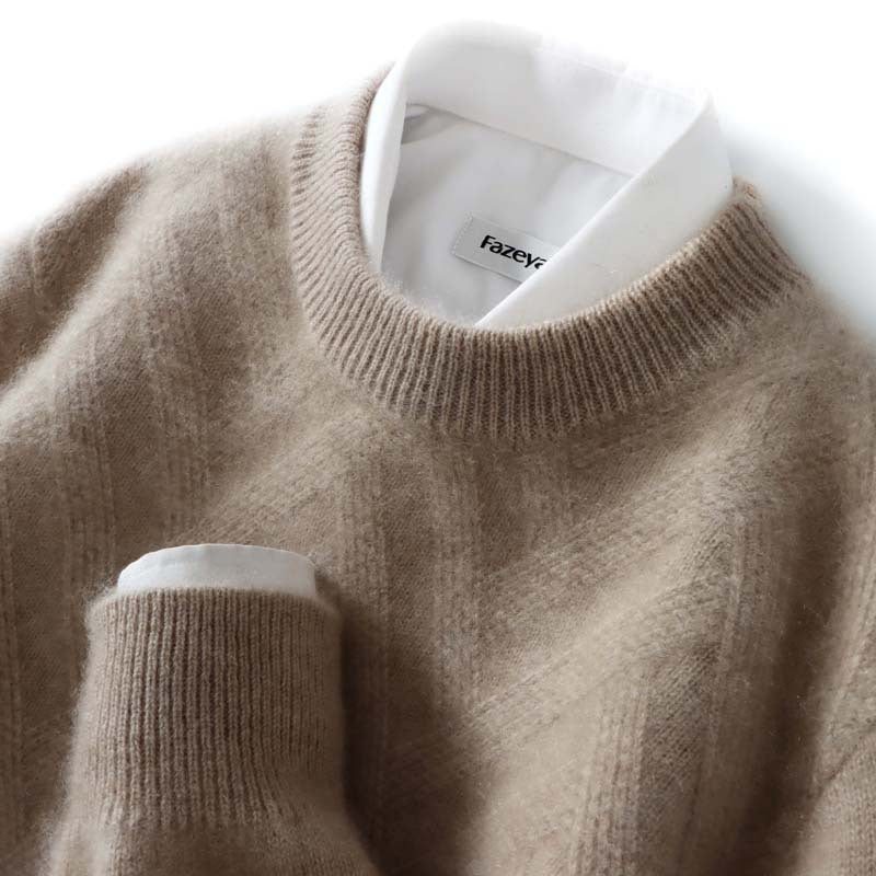 Men's wool pullover, round neck, loose fit