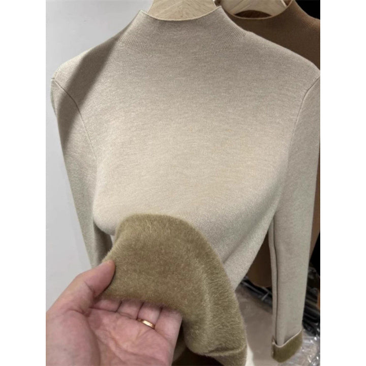 Women's sweater with stand-up collar and fleece lining