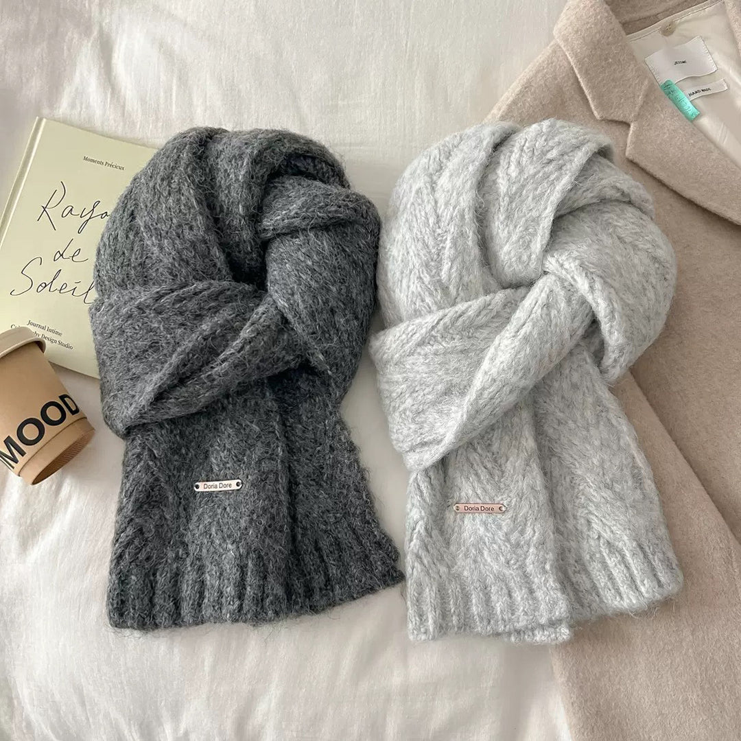 Alpaca wool blend knitted scarf, 22x160 cm