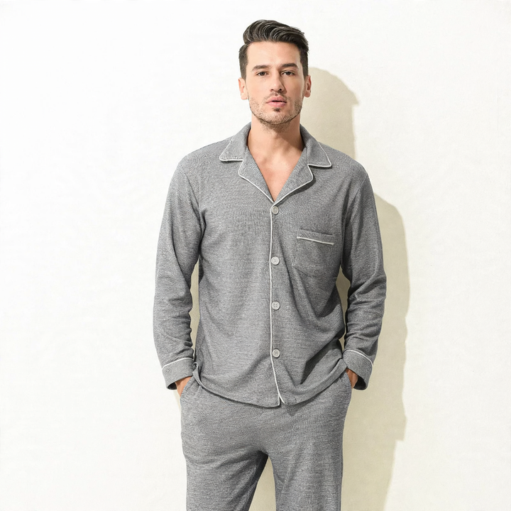 Luxurious men's tracksuit set, lined
