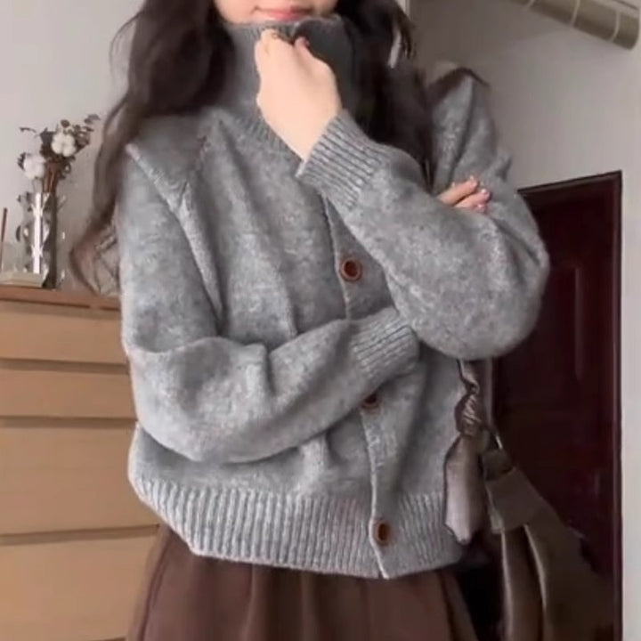 Women's cardigan with roll neck and button placket