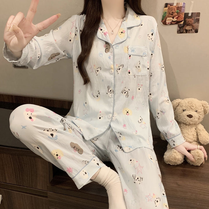 Women's pajamas made of soft cotton, long-sleeved