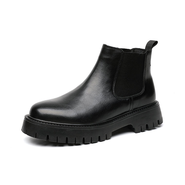 Classic men's Chelsea boots in British style