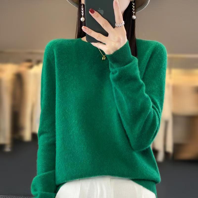 Women's wool sweater, crew neck, loose fit